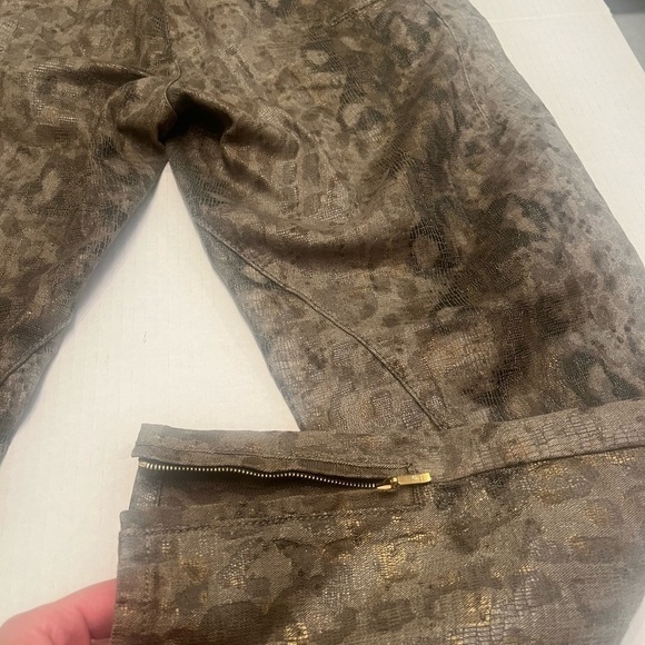 Escada Sable Python snake shimmer print ankle Jeans zippered bottoms size 38 - Picture 7 of 12